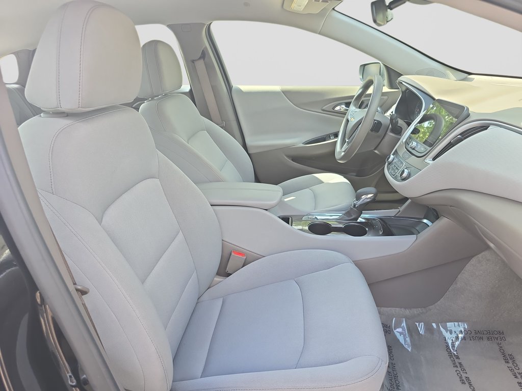 Used 2025 Chevrolet Malibu Sedan