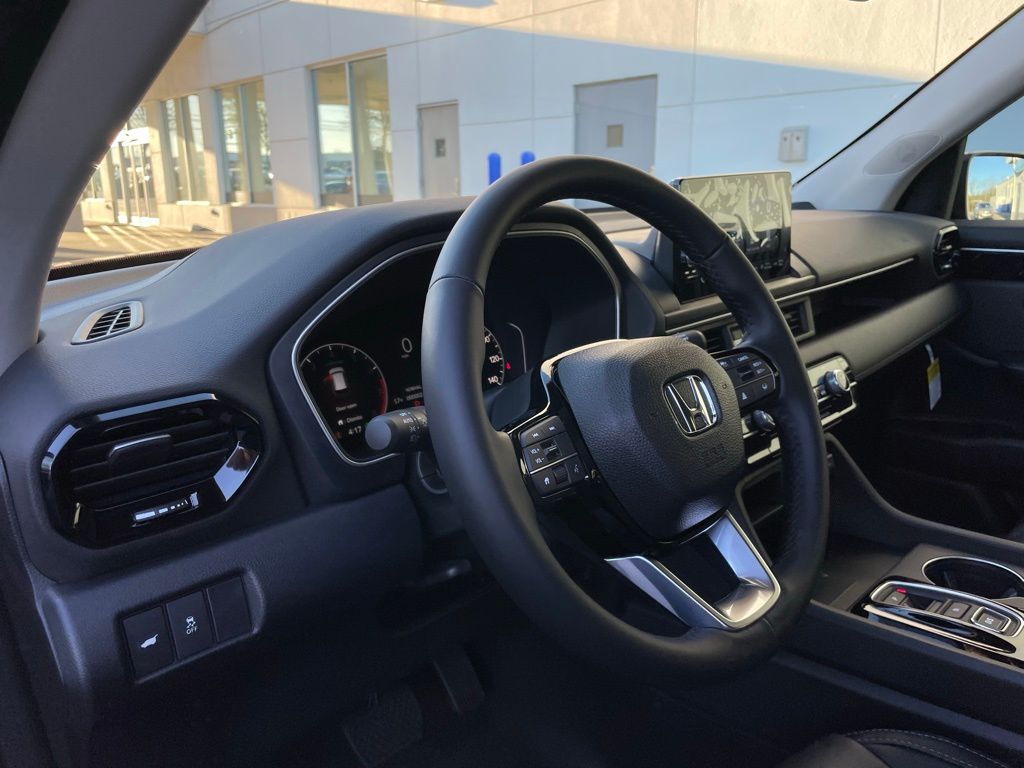 Thumbnail: 2025 Honda Pilot - 28