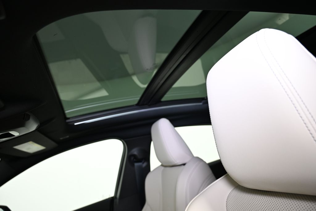 Thumbnail: 2026 BMW 2 Series - 20