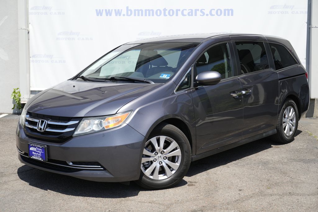 View vehicle photo 2