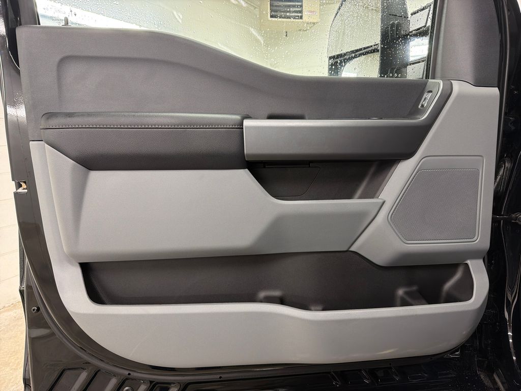 New 2026 Black Ford XLT image 15