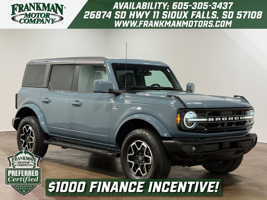 2022 Ford Bronco Outer Banks 4-Door 4WD