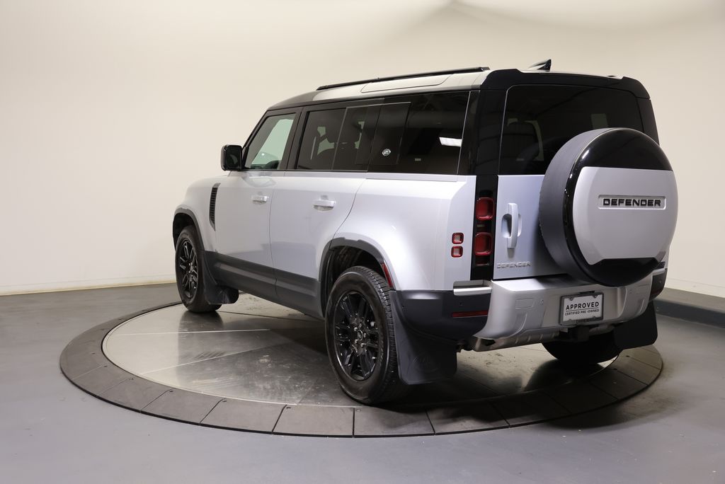 Thumbnail: 2024 Land Rover Defender - 3