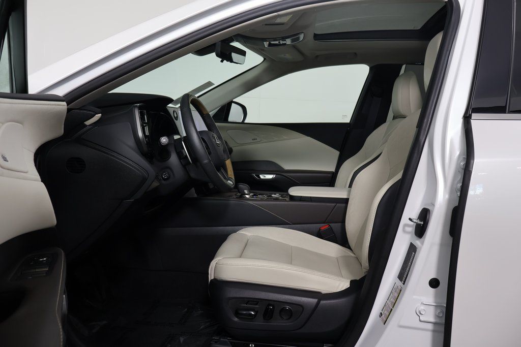 Thumbnail: 2025 Lexus RX - 10