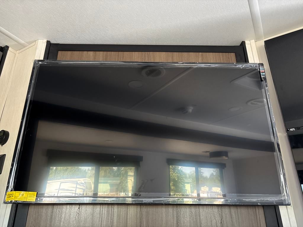 2026 Black/Gold Prime Time Tracer 295DB Travel Trailer