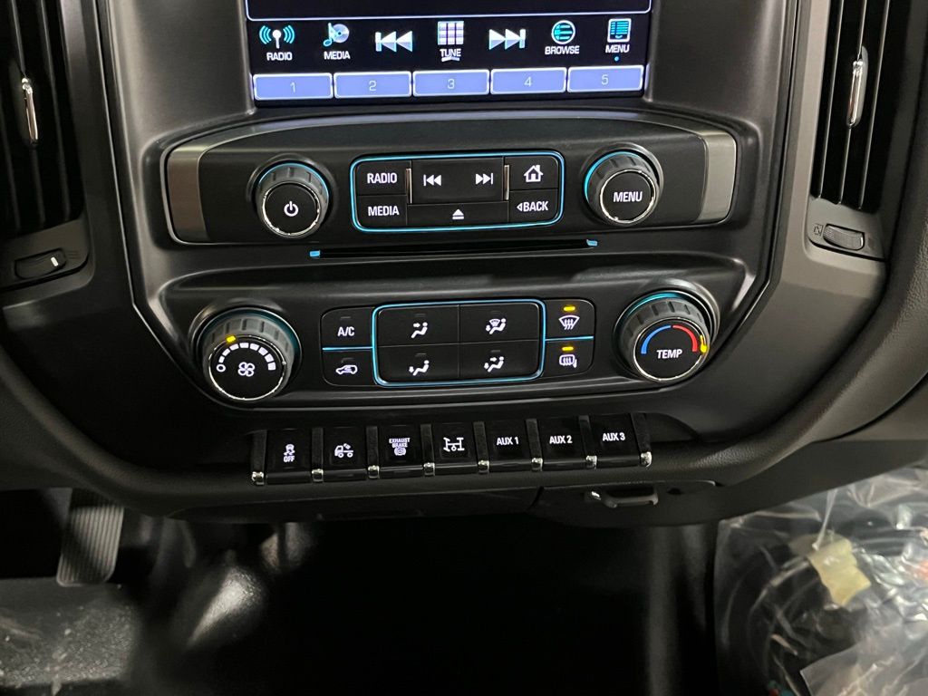 2025 Chevrolet Silverado 5500HD 