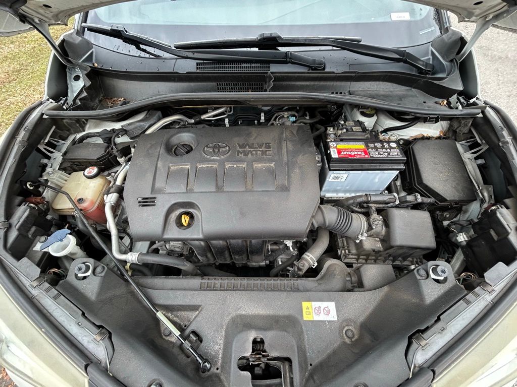 Thumbnail: 2018 Toyota C-HR - 11