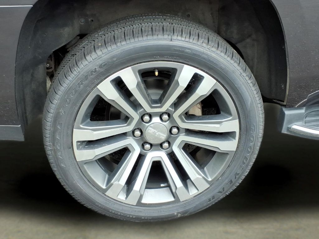 GMCYukon37