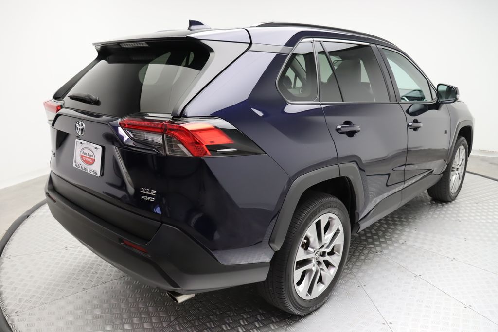 2023 Toyota RAV4 XLE Premium 8