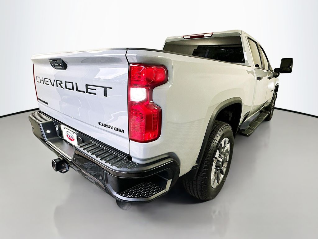 Thumbnail: 2024 Chevrolet Silverado 2500 - 5