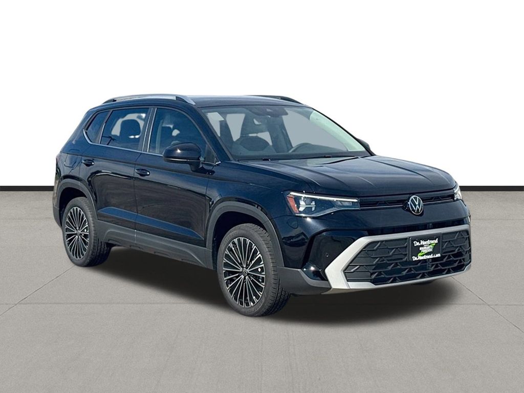 New 2025 Black Pearl Volkswagen 1.5T SE image 3