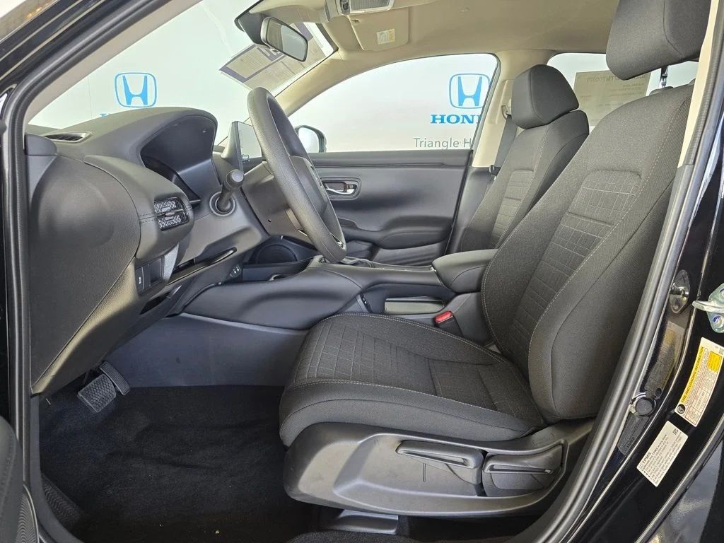 Thumbnail: 2027 Honda HR-V - 14