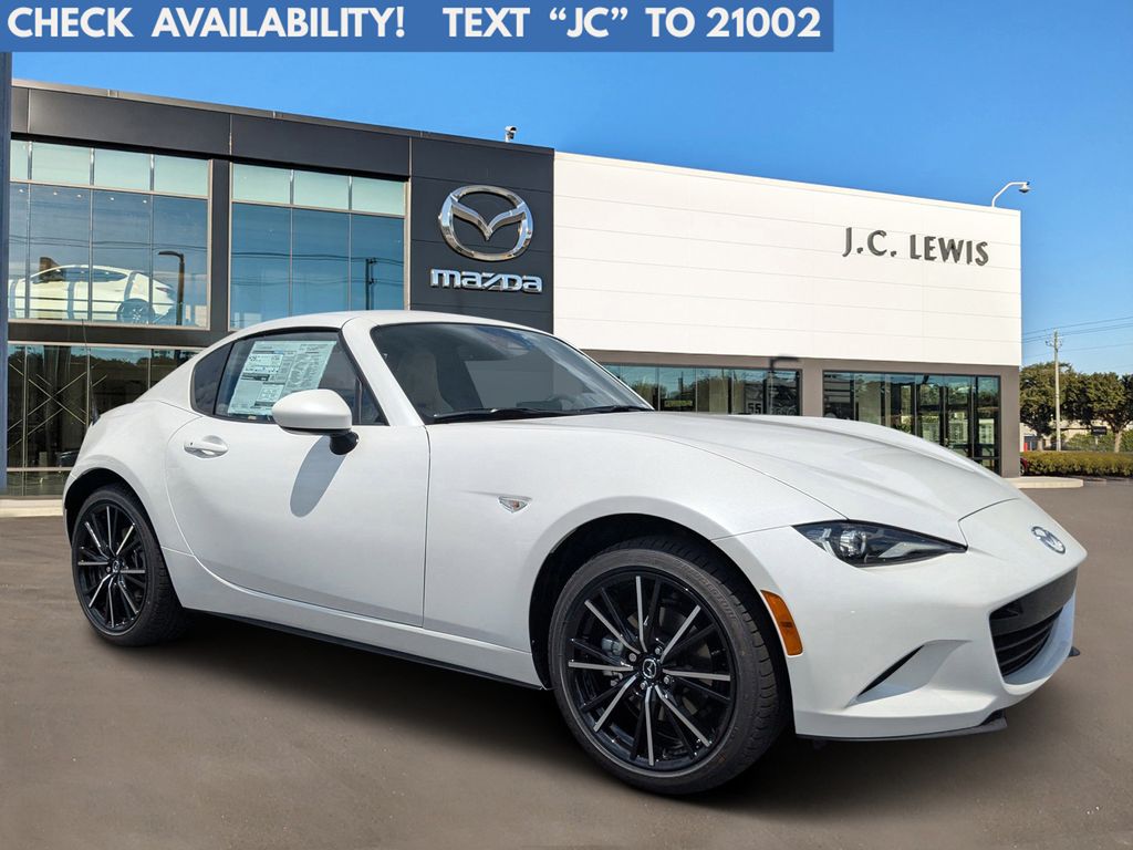 2025 Mazda MX-5 Miata RF Grand Touring