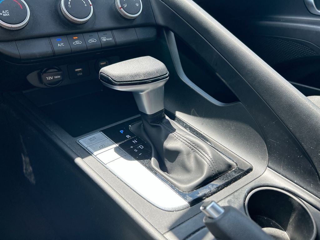 Thumbnail: 2021 Hyundai Elantra - 23