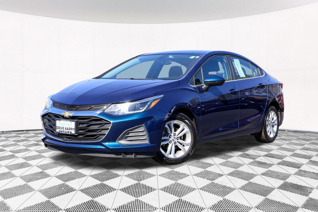 2019 Chevrolet Cruze LT 2