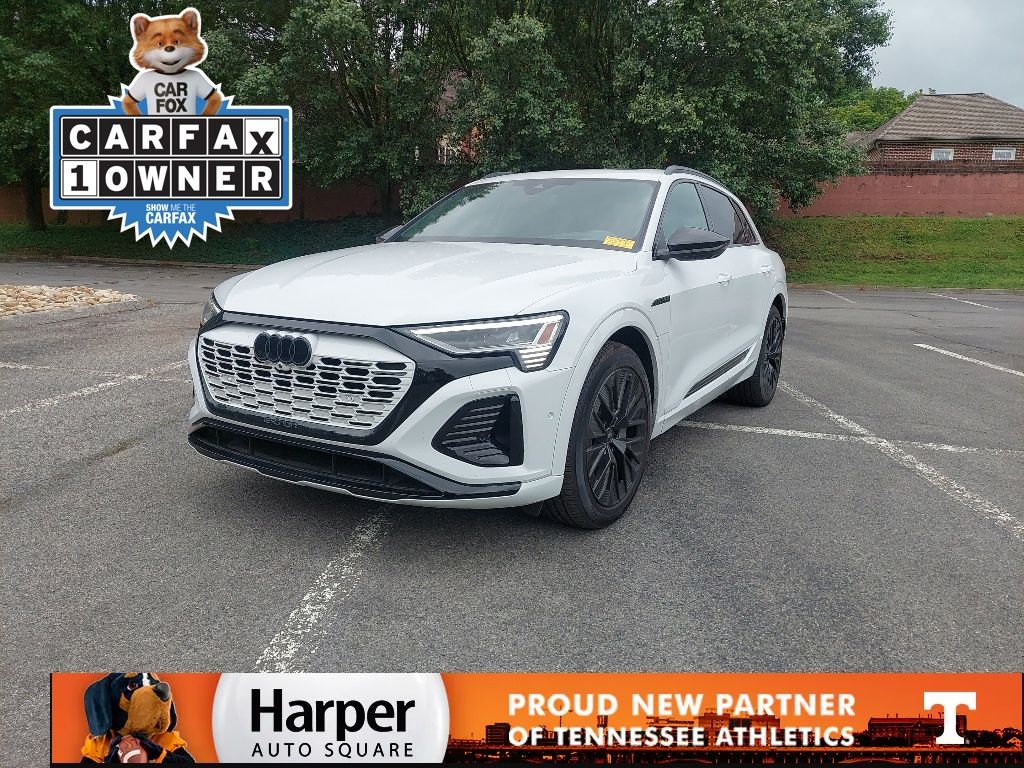Glacier White Metallic 2024 Audi Q8 e-tron quattro Prestige AWD SUV / Crossover All-Wheel Drive Automatic