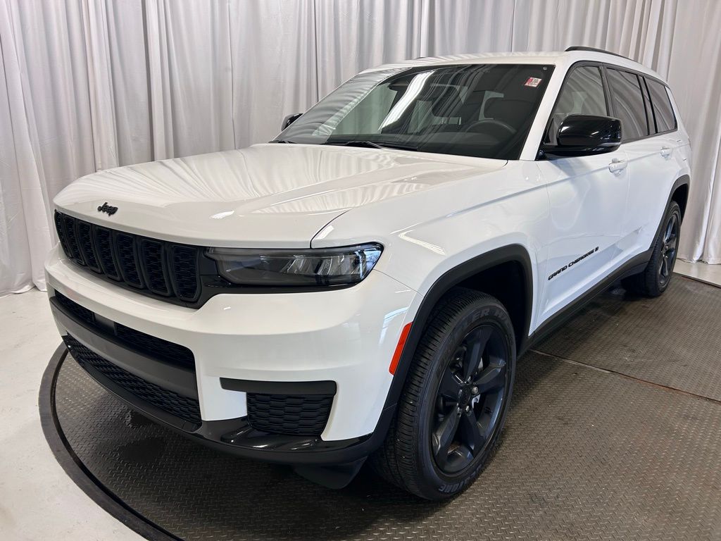 used 2023 Jeep Grand Cherokee L car, priced at $30,499