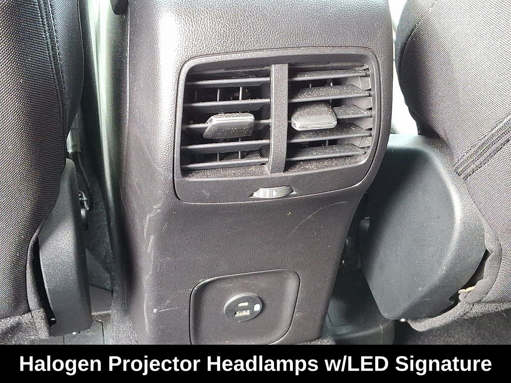 Thumbnail: 2022 Ford Escape - 12