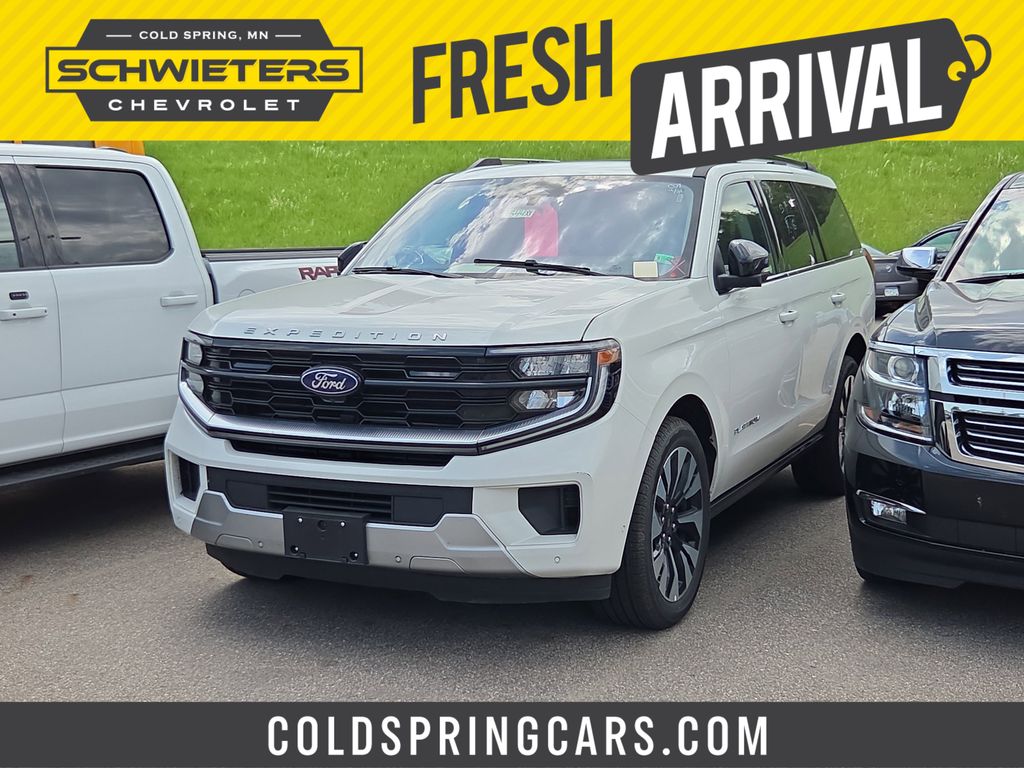 White Metallic 2025 Ford Expedition Platinum 4WD SUV / Crossover Four-Wheel Drive Automatic