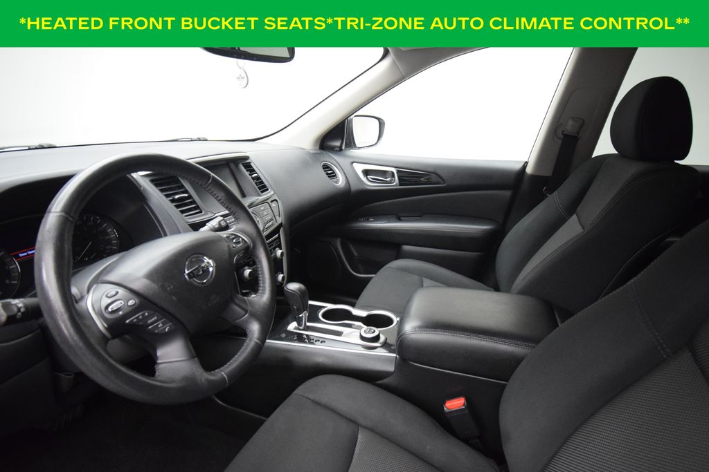 used 2020 Nissan Pathfinder car, priced at $18,095