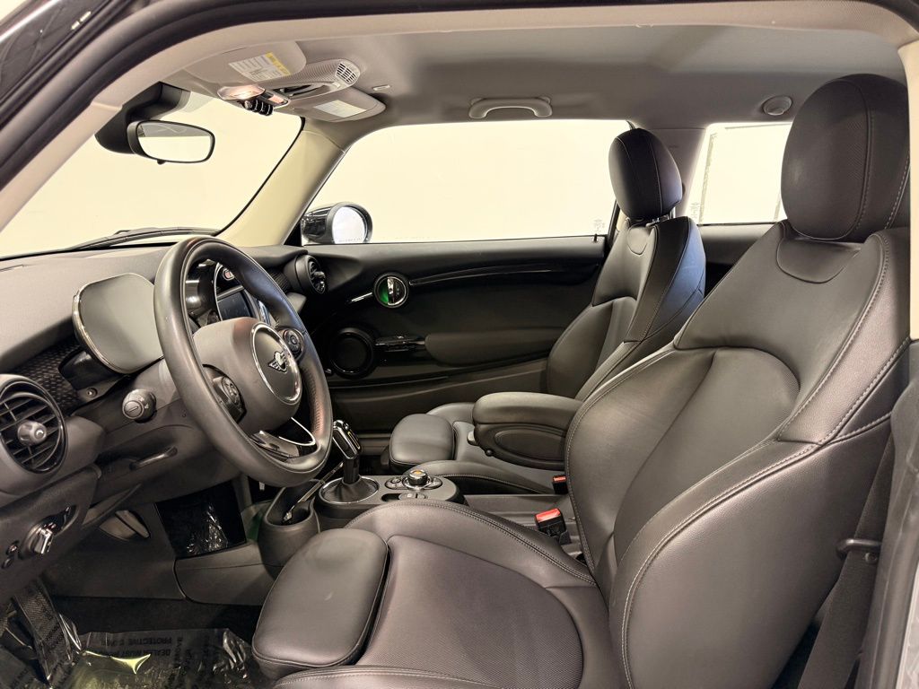 Thumbnail: 2021 MINI Cooper - 9