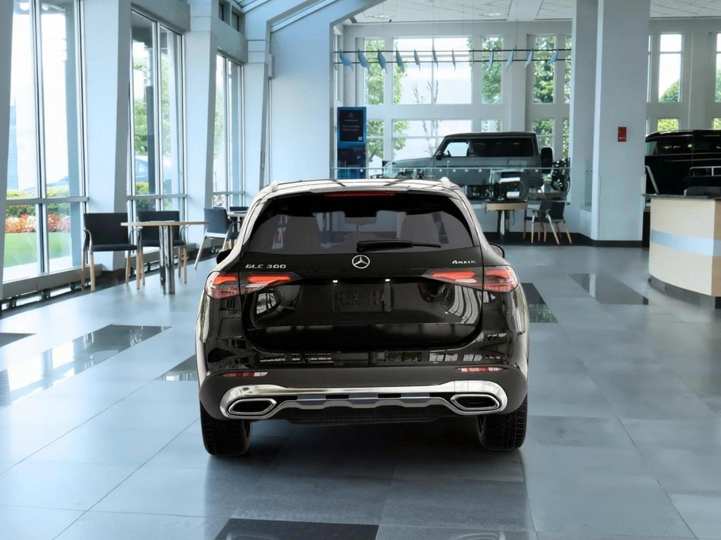 Thumbnail: 2026 Mercedes-Benz GLC - 24