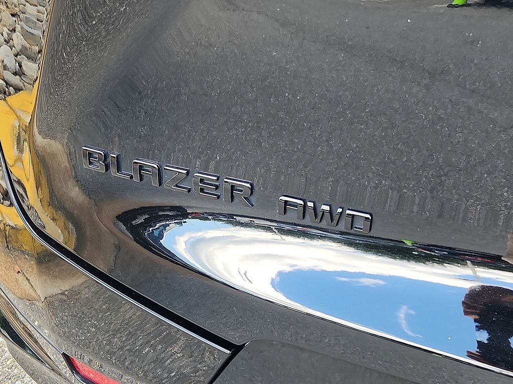 Thumbnail: 2019 Chevrolet Blazer - 31