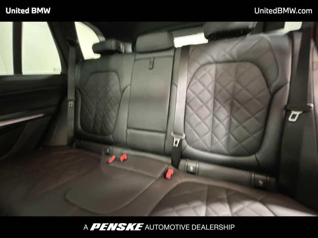 Thumbnail: 2026 BMW X5 - 21