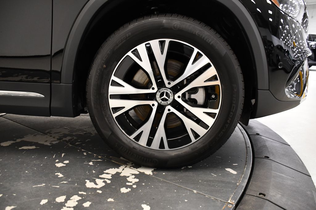 2025 Mercedes-Benz GLA 250 4MATIC 16