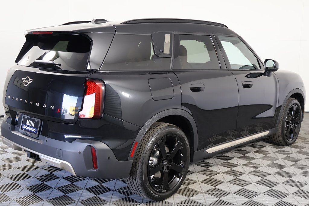 Thumbnail: 2026 MINI Cooper Countryman - 2