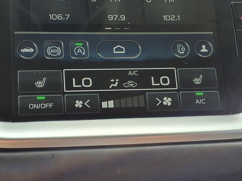 2023 Subaru Outback Onyx Edition White at Baytown Hyundai