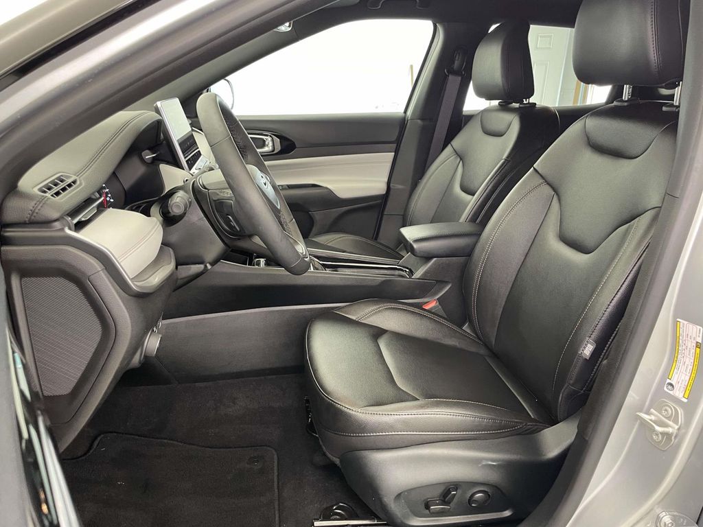 2024 Jeep Compass Limited - 4