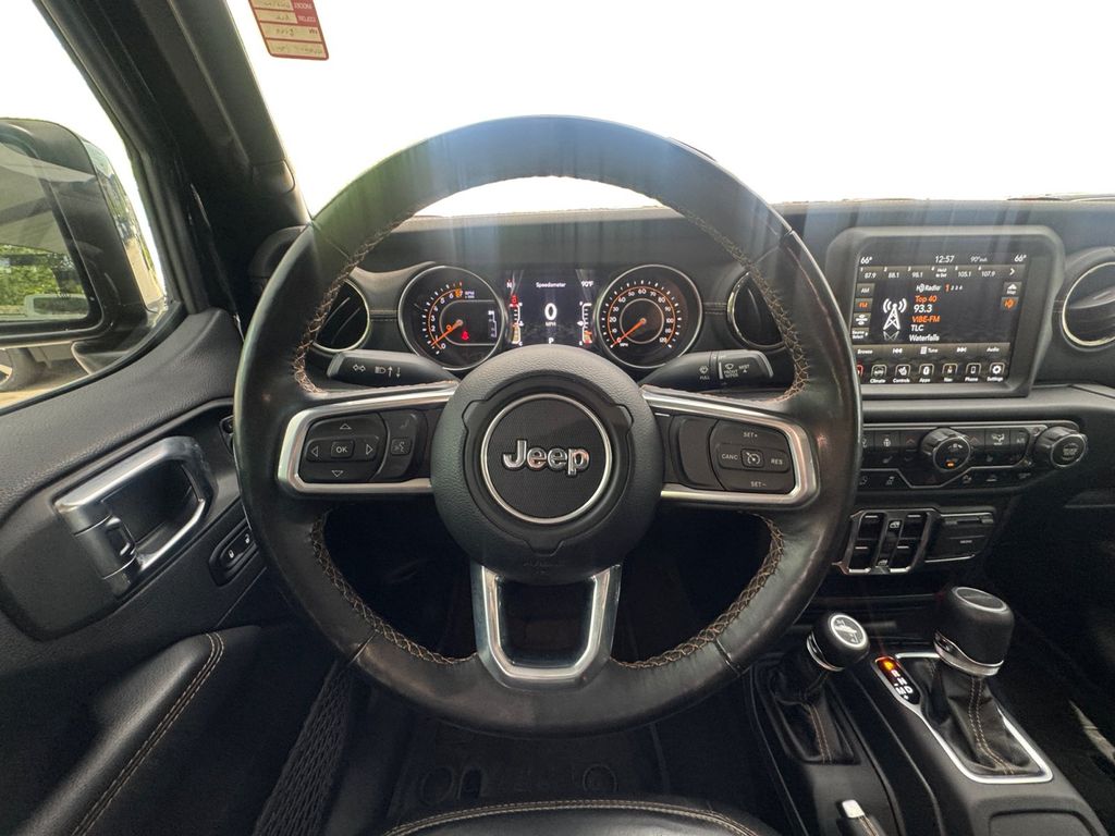 Used Car 2023 Jeep Gladiator  Overland For Sale Under $35,000 In Round Rock, Texas