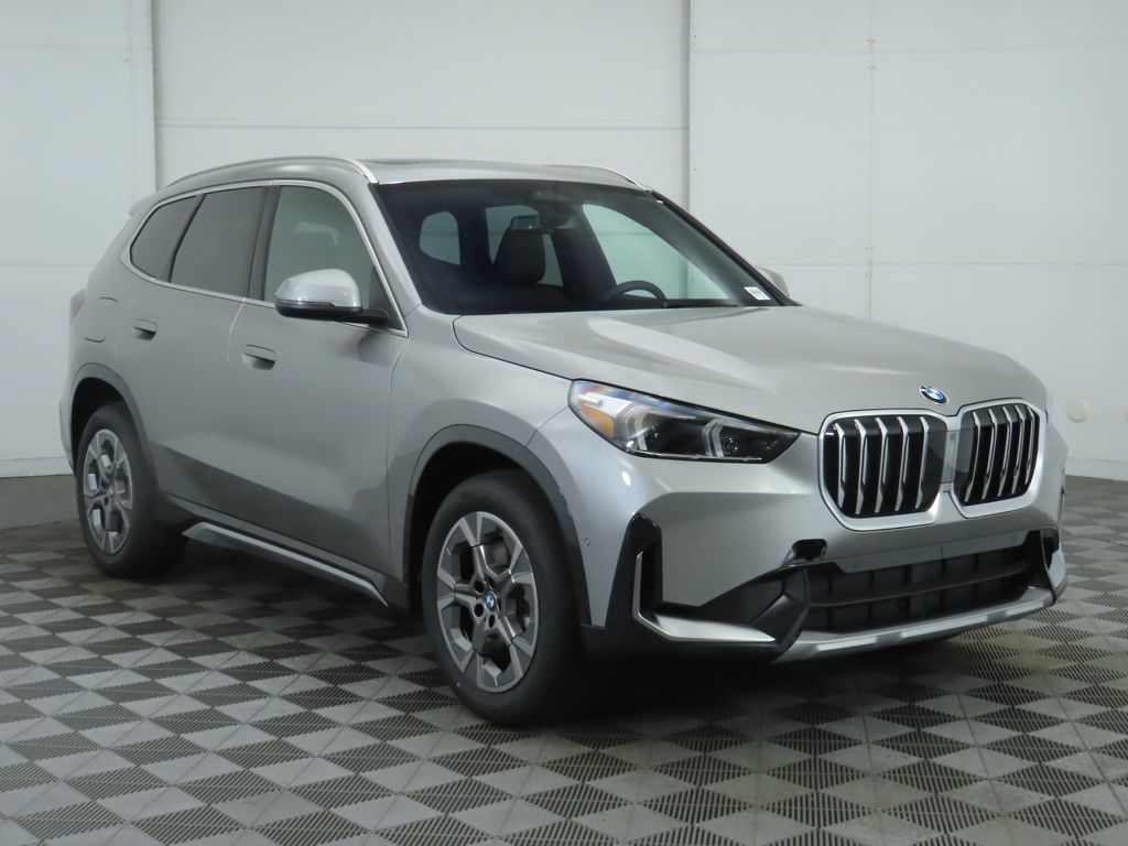 Thumbnail: 2026 BMW X1 - 3
