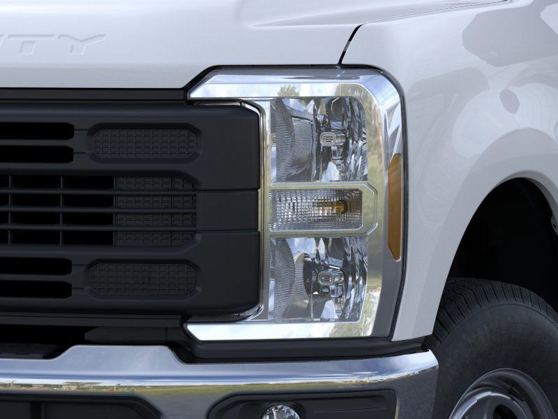 2025 Ford F-350SD  photo