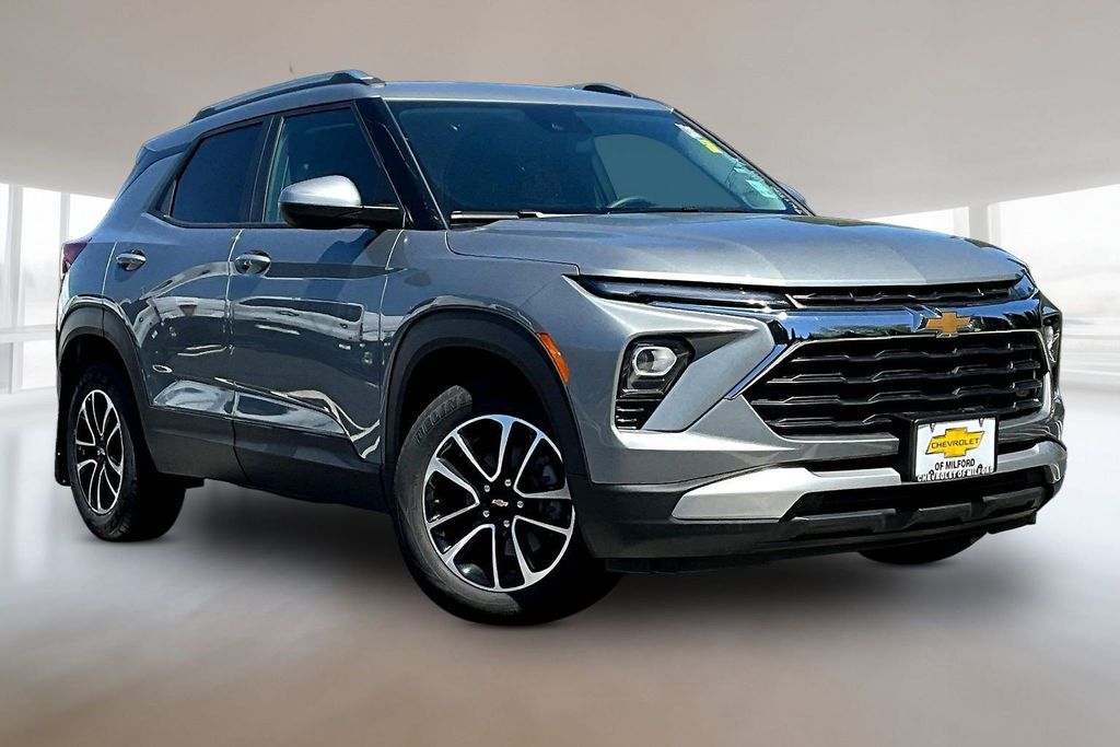 Sterling Gray Metallic 2024 Chevrolet Trailblazer SUV / Crossover Front-Wheel Drive Continuously Variable Transmission