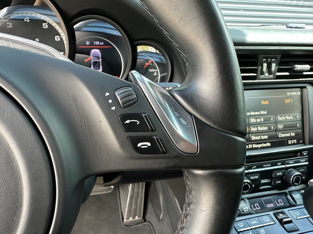 Thumbnail: 2014 Porsche 911 - 23