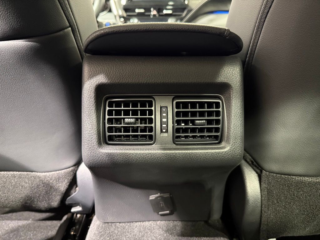 Thumbnail: 2024 Toyota Camry - 21