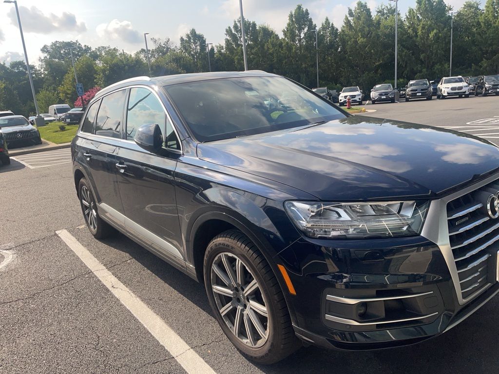 Thumbnail: 2017 Audi Q7 - 2