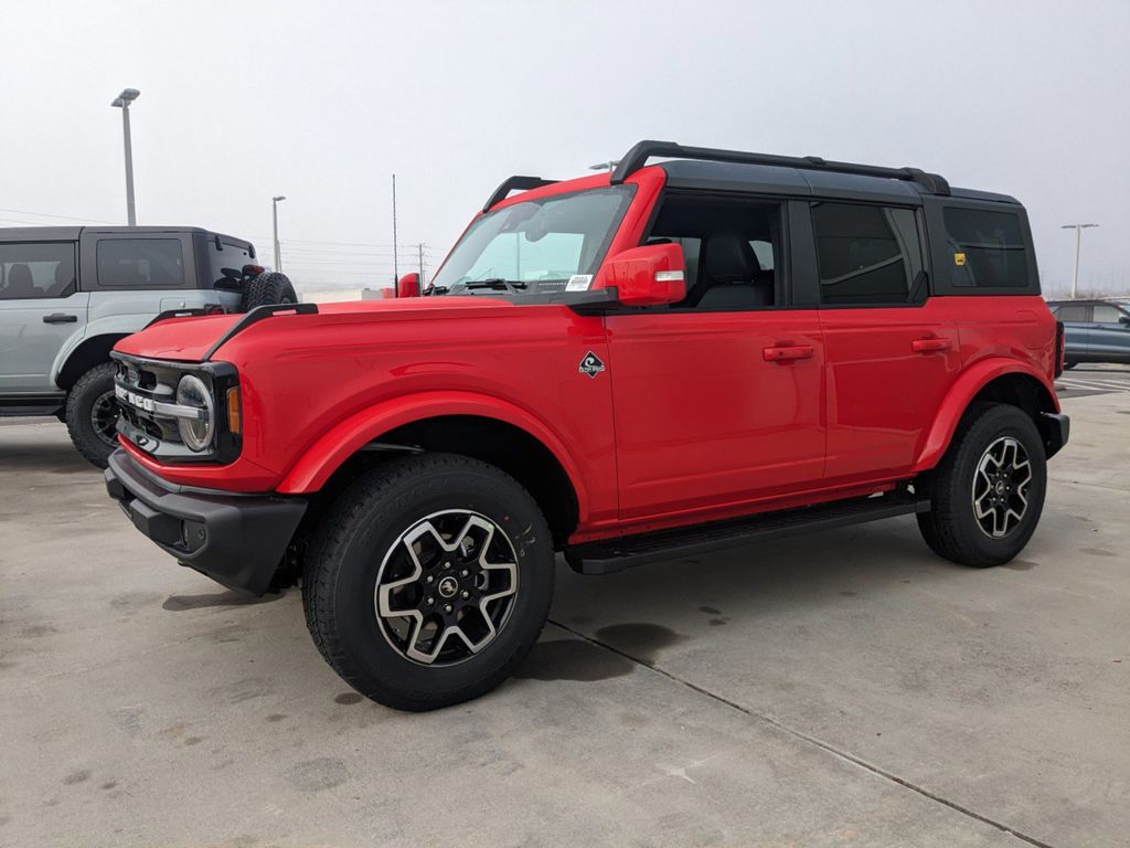 2024 Ford Bronco Outer Banks