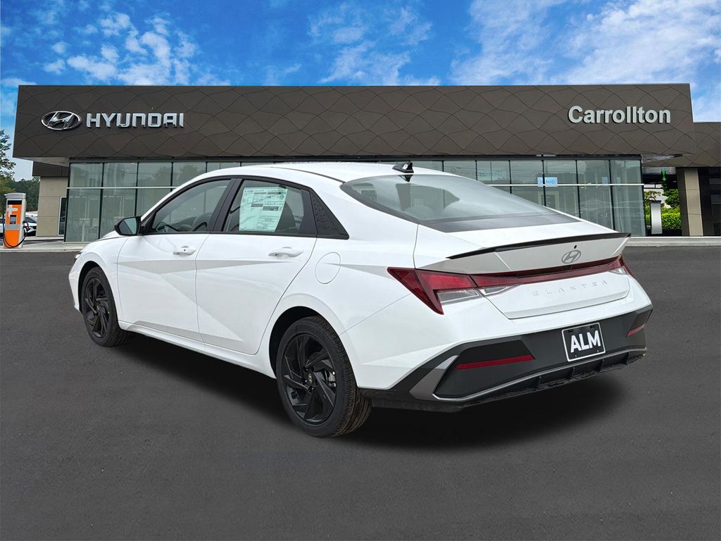 New 2026 White Hyundai SEL Sport image 8