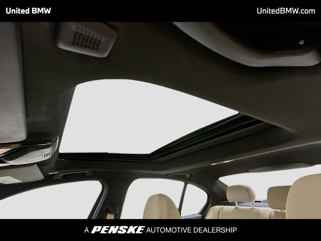 Thumbnail: 2021 BMW 3 Series - 12