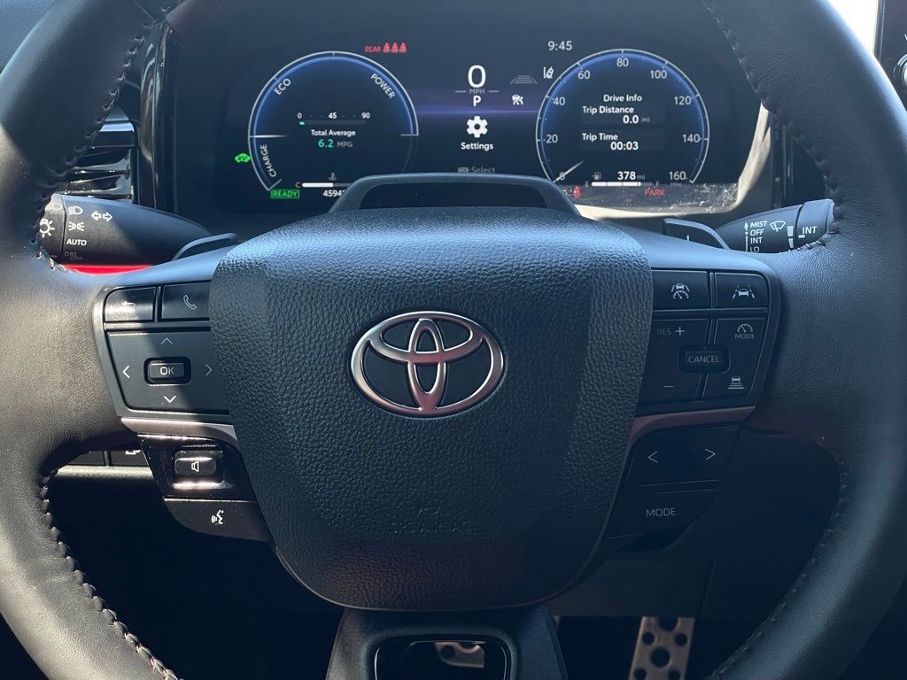 Thumbnail: 2025 Toyota Camry - 10