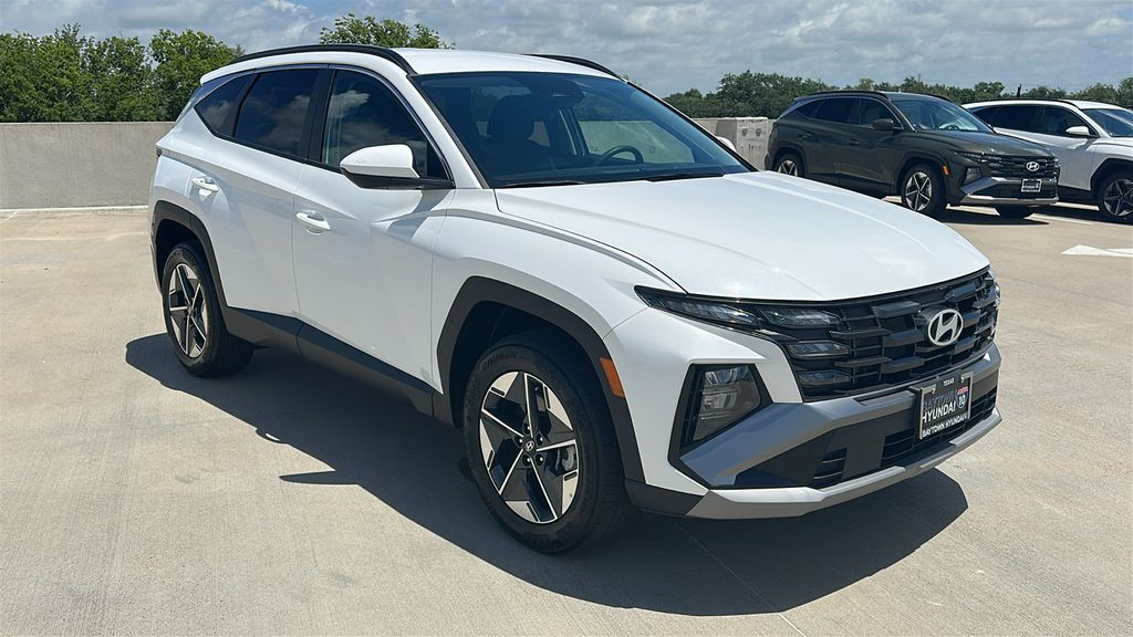 2025 Hyundai Tucson SEL White at Baytown Hyundai
