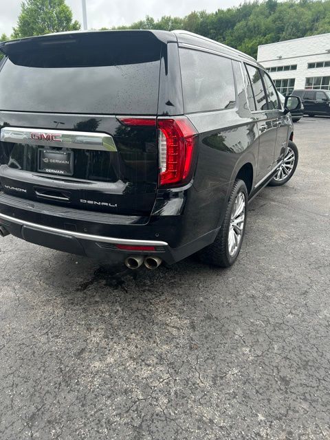 Used 2022 Black GMC Denali image 8
