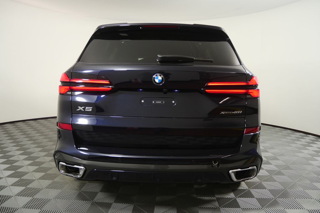 Thumbnail: 2026 BMW X5 - 4