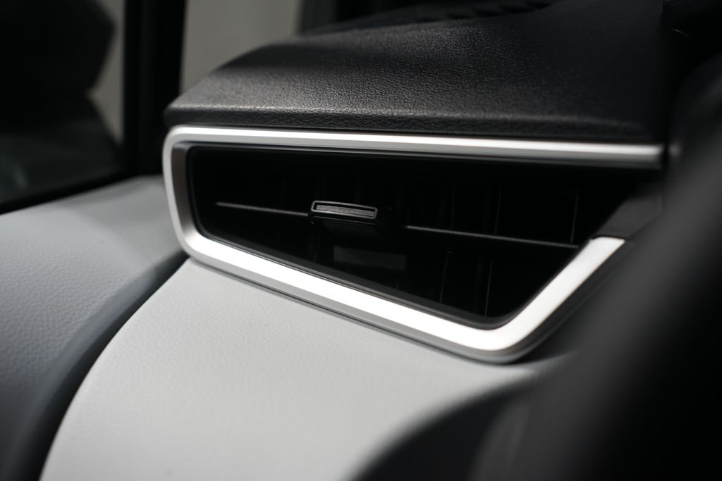 Thumbnail: 2026 Toyota Corolla - 25