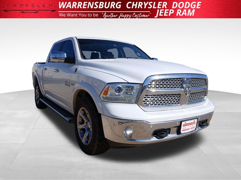 Bright White Clearcoat 2015 RAM 1500 Laramie Crew Cab 4WD Pickup Truck Four-Wheel Drive 8-Speed Automatic