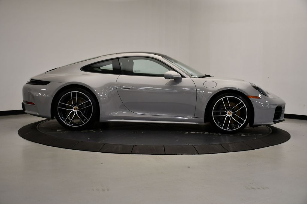 Thumbnail: 2026 Porsche 911 - 8