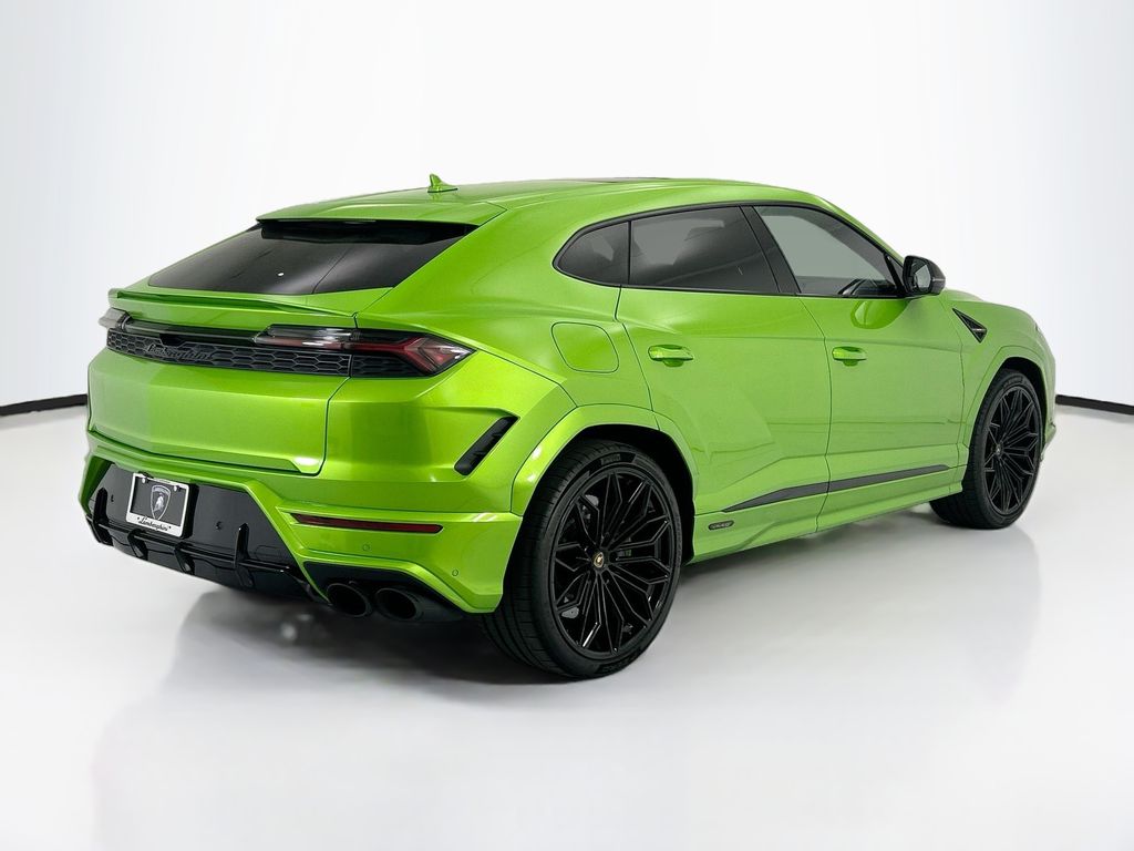 Thumbnail: 2025 Lamborghini Urus - 5